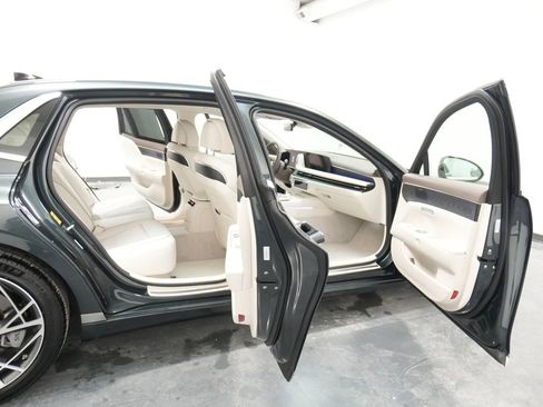 Used 2023 Genesis G90 3.5T image 33