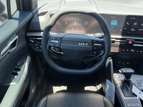 New 2026 Kia Sportage X-Line w/ X-Line Premium Package AWD/4WD image 12