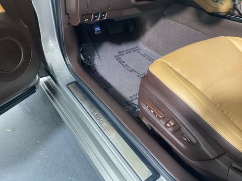 Used 2017 Lexus ES 350 FWD image 26