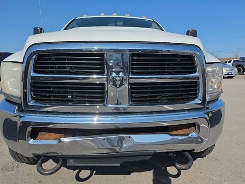 Used 2011 RAM 4500 4x4 Crew Cab w/ ST Decor Group image 2