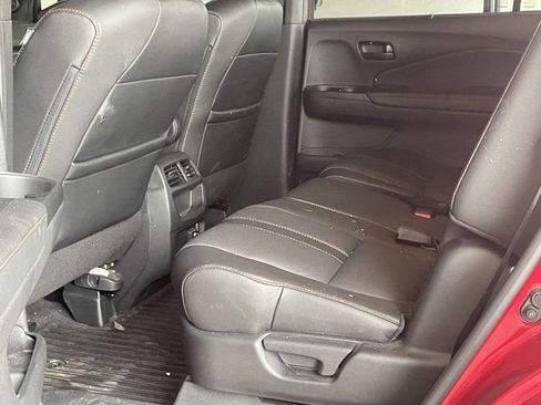 Used 2023 Honda Passport TrailSport image 16