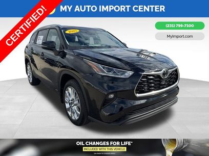 Used 2025 Toyota Highlander Limited