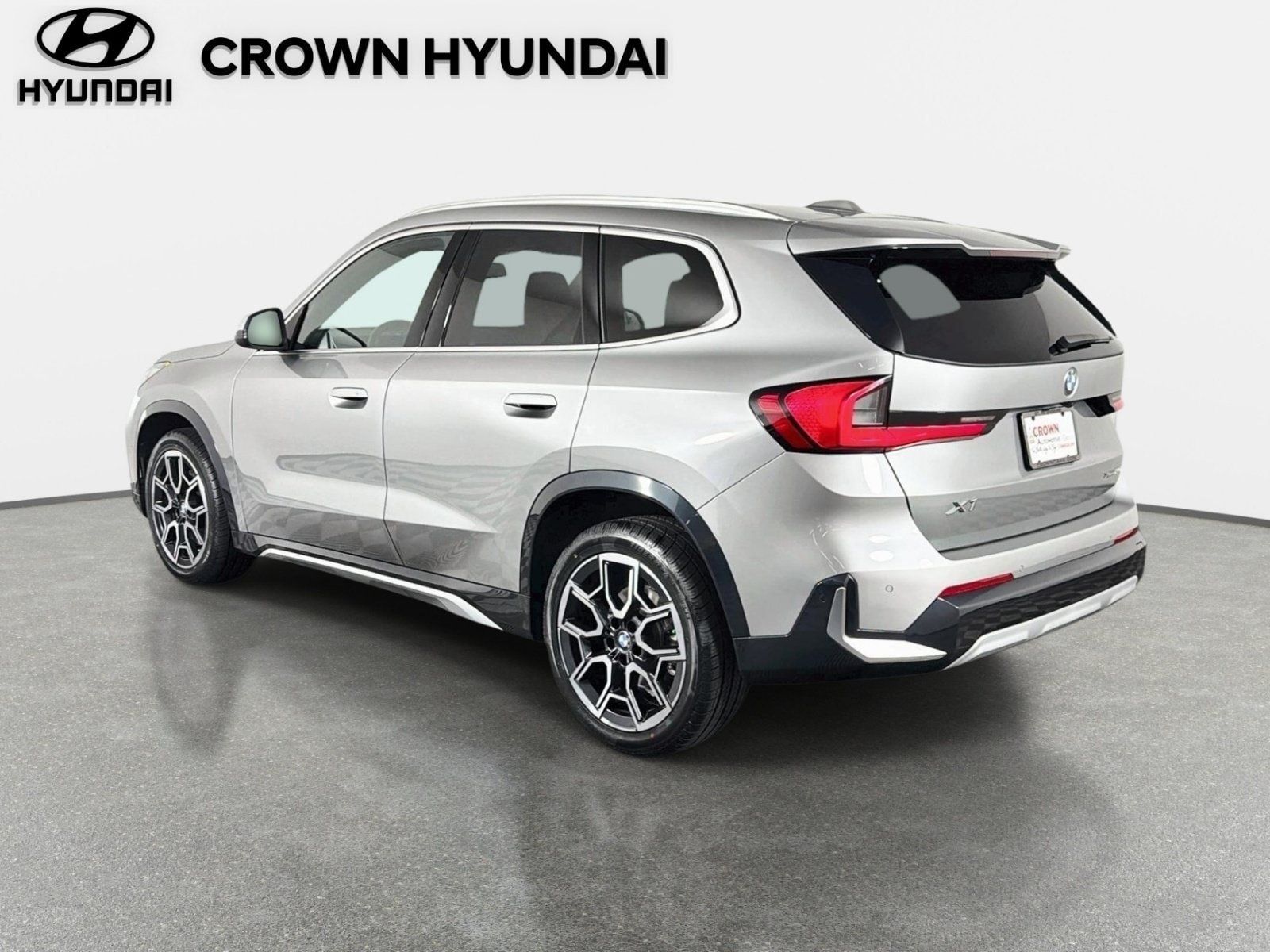 Used 2023 BMW X1 xDrive28i w/ Convenience Package AWD/4WD image 8