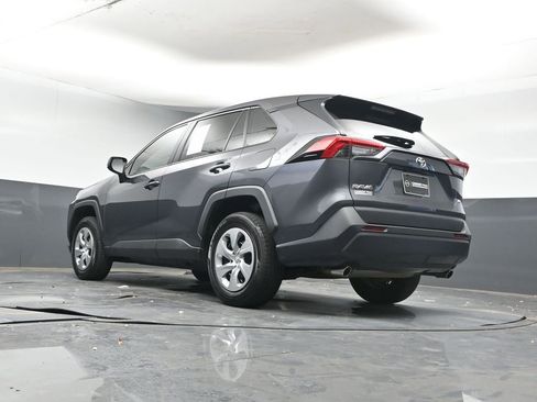 Used 2022 Toyota RAV4 LE image 25