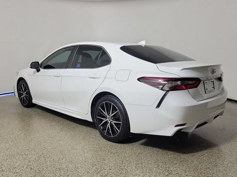 Used 2024 Toyota Camry SE FWD image 7