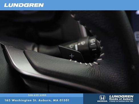 Used 2025 Subaru Outback Premium AWD/4WD image 19