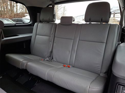 Used 2019 Toyota Sequoia Limited w/ Safety & Convenience Package image 12