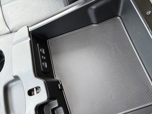 Used 2018 RAM 2500 Power Wagon w/ Leather & Luxury Group image 32