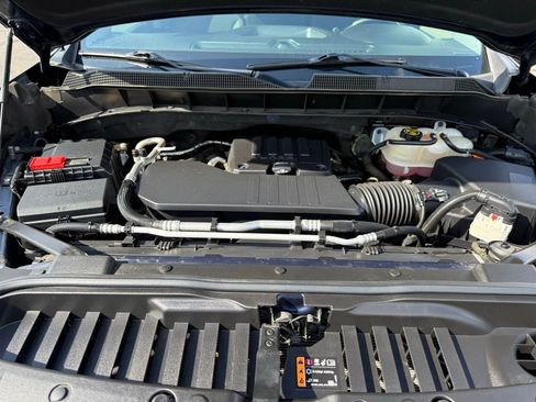 Used 2022 Chevrolet Silverado 1500 LT AWD/4WD image 56