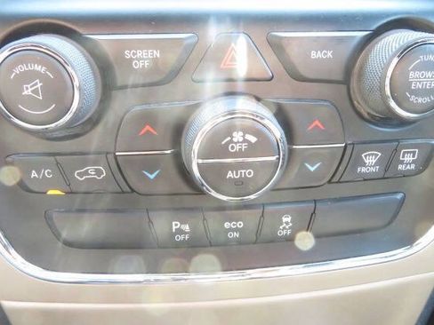 Used 2015 Jeep Grand Cherokee Limited w/ Trailer Tow Group IV AWD/4WD image 27