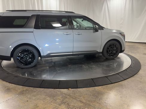 New 2026 Kia Carnival SX Prestige image 9
