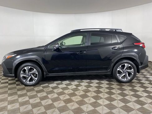 Used 2024 Subaru Crosstrek 2.0i Premium image 9
