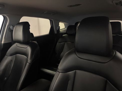 Used 2023 Kia Sportage EX image 14