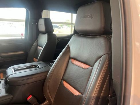 Used 2022 GMC Sierra 1500 AT4 AWD/4WD image 16