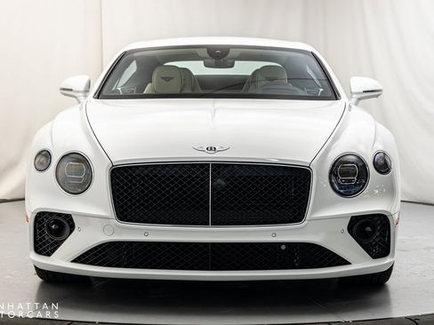 Used 2024 Bentley Continental GT image 8