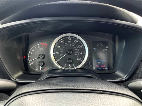 Used 2022 Toyota Corolla LE image 25