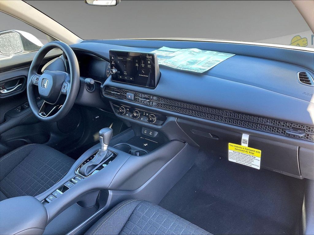 New 2026 Honda HR-V LX image 10