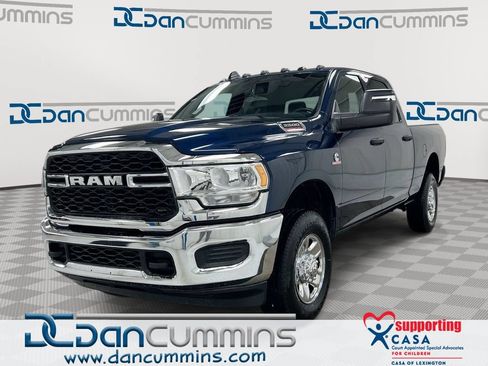 Used 2024 RAM 2500 Tradesman w/ Chrome Appearance Group AWD/4WD image 1