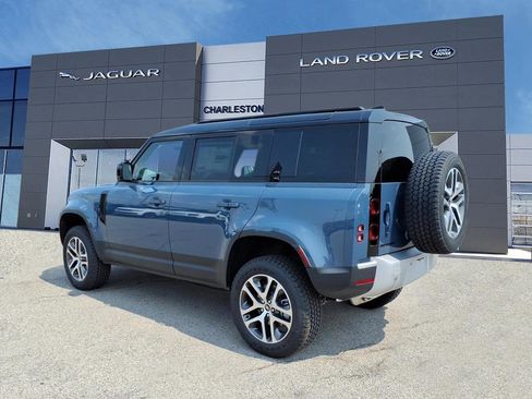 New 2025 Land Rover Defender 110 S image 3