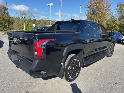 New 2026 Chevrolet Silverado EV LT image 6