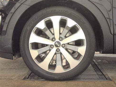Used 2021 Kia Telluride S AWD/4WD image 9