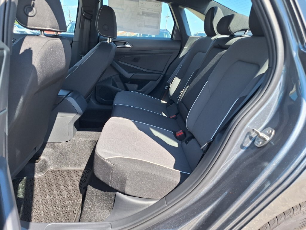 Used 2026 Volkswagen Jetta Sport FWD image 10