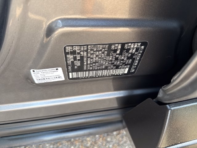 Certified 2023 Nissan Rogue SV FWD image 29