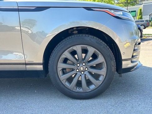 Used 2019 Land Rover Range Rover Velar R-Dynamic SE AWD/4WD image 7