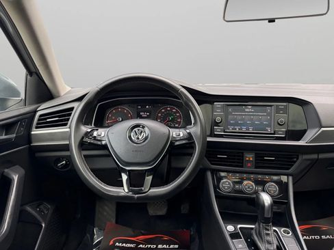 Used 2021 Volkswagen Jetta SE FWD image 28