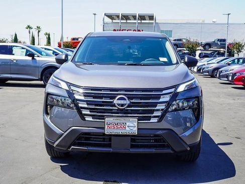 New 2026 Nissan Rogue S image 2