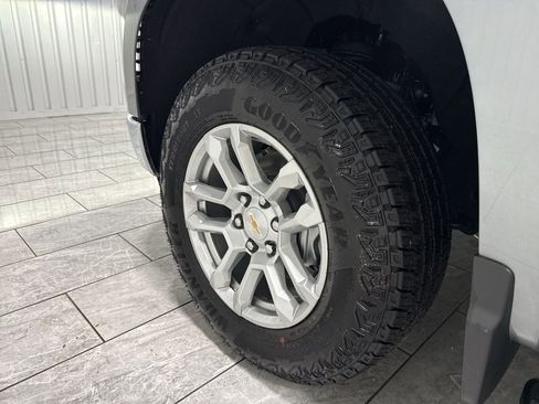 New 2026 Chevrolet Silverado 1500 LT w/ Z71 Off-Road Package image 34