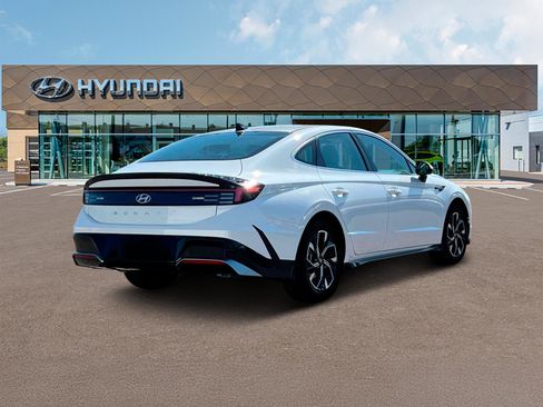 New 2025 Hyundai Sonata SEL image 7