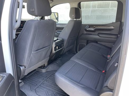 Used 2023 GMC Sierra 1500 Elevation AWD/4WD image 11