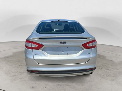 Used 2014 Ford Fusion SE w/ Equipment Group 201A FWD image 4