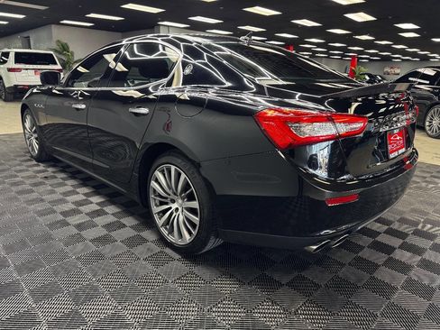 Used 2016 Maserati Ghibli S image 9