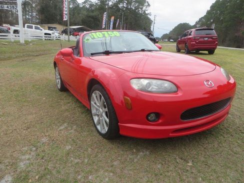 Used 2008 MAZDA MX-5 Miata Grand Touring w/ Premium Pkg image 4