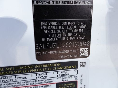 New 2025 Land Rover Defender 110 S AWD/4WD image 39