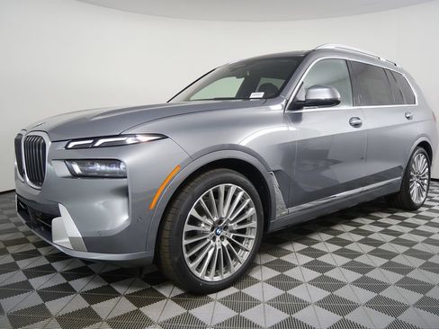 New 2026 BMW X7 xDrive40i image 7