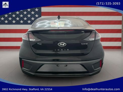 Used 2020 Hyundai Ioniq SEL FWD image 5
