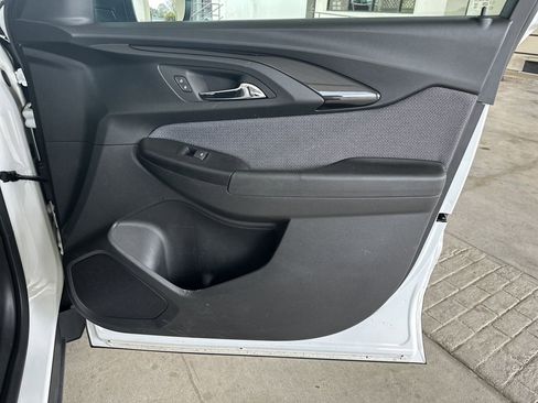 Certified 2023 Chevrolet TrailBlazer LT w/ Convenience Package image 36