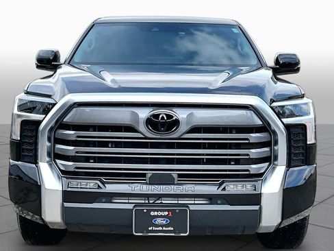 Used 2024 Toyota Tundra Limited w/ Power Package AWD/4WD image 4