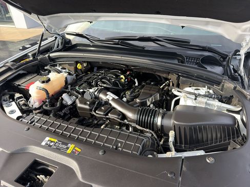 Used 2023 Jeep Grand Cherokee Altitude image 11