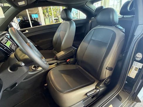 Used 2015 Volkswagen Beetle 1.8T FWD image 10