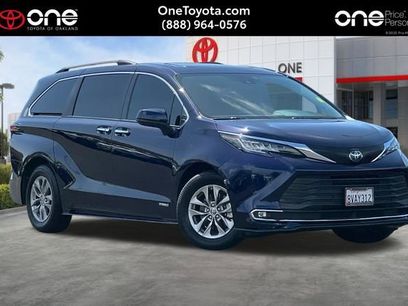Used 2021 Toyota Sienna XLE w/ XLE Plus Package