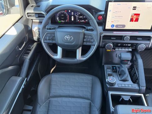 Certified 2026 Toyota 4Runner TRD Off-Road Premium image 15