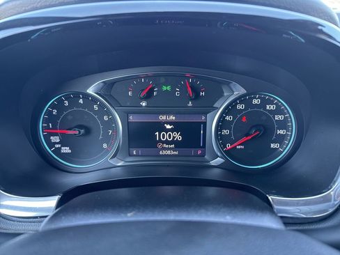 Certified 2023 Chevrolet Traverse LT FWD image 16