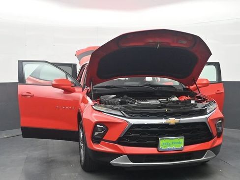 Used 2025 Chevrolet Blazer LT FWD image 35