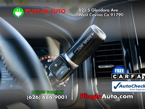 Used 2024 Nissan Titan PRO-4X w/ Off Road Protection Package image 33