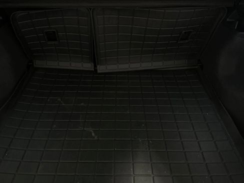 Used 2022 Volkswagen ID.4 Pro S w/ Gradient Package image 17