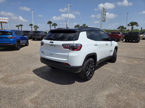 New 2026 Jeep Compass Limited image 7